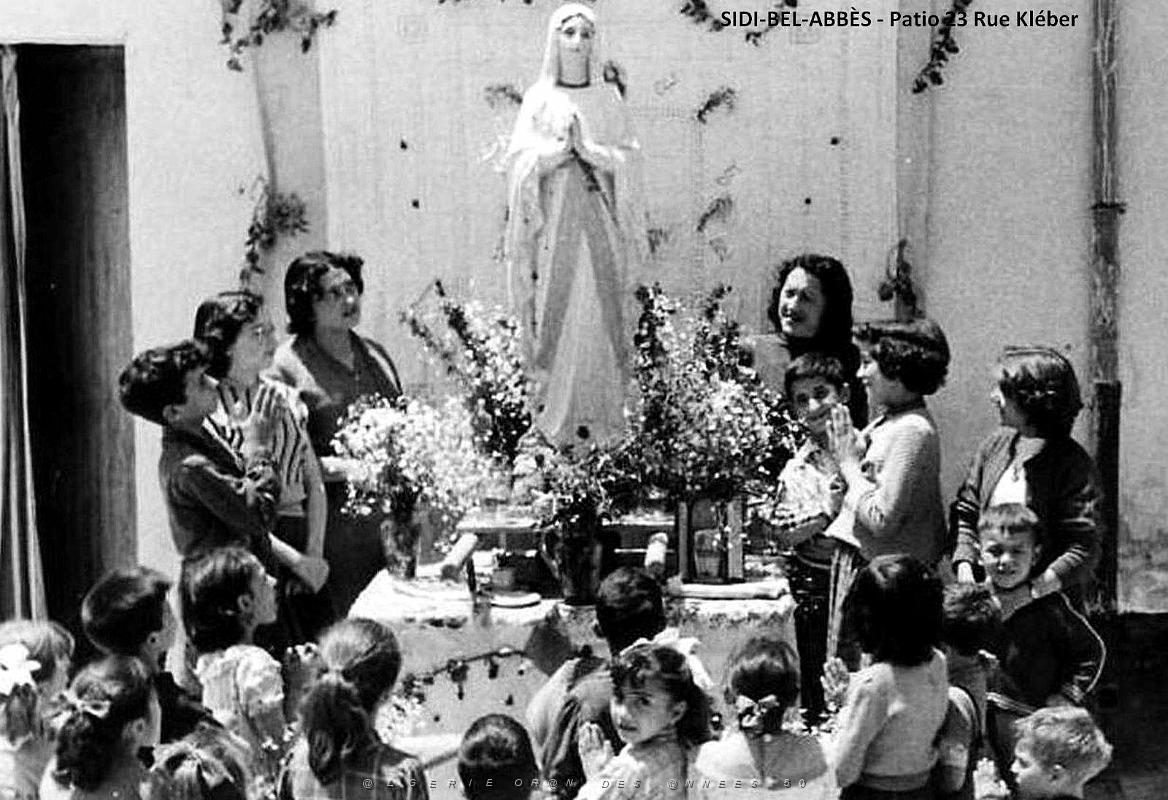 932- Sidi-bel-Abbes - Patio 23 rue Kleber2.jpg